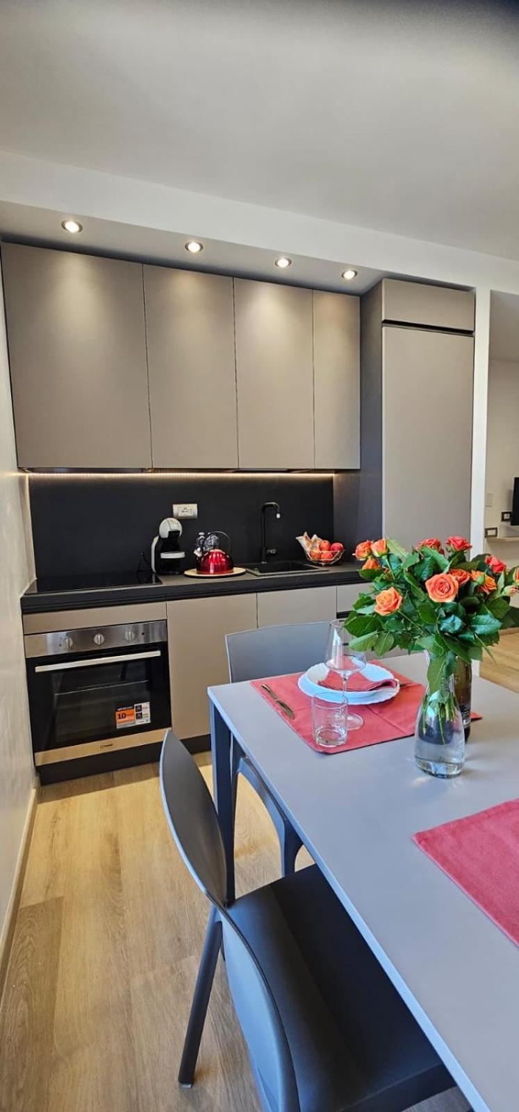 Happy Holiday Apartament Куарту-Сант'Елена Екстер'єр фото